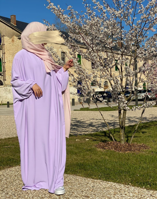 ABAYA ASSIA