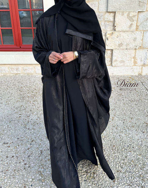 Abaya noire élégante avec finitions raffinées – Aïd - Ramadan