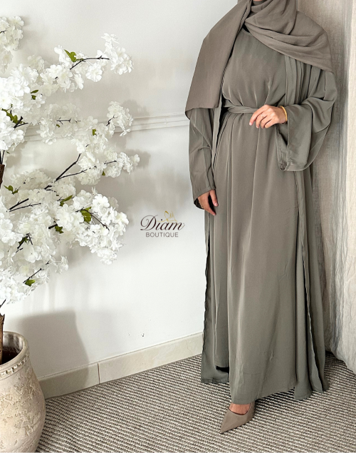 Abaya Kimono avec sous abaya et ceinture
