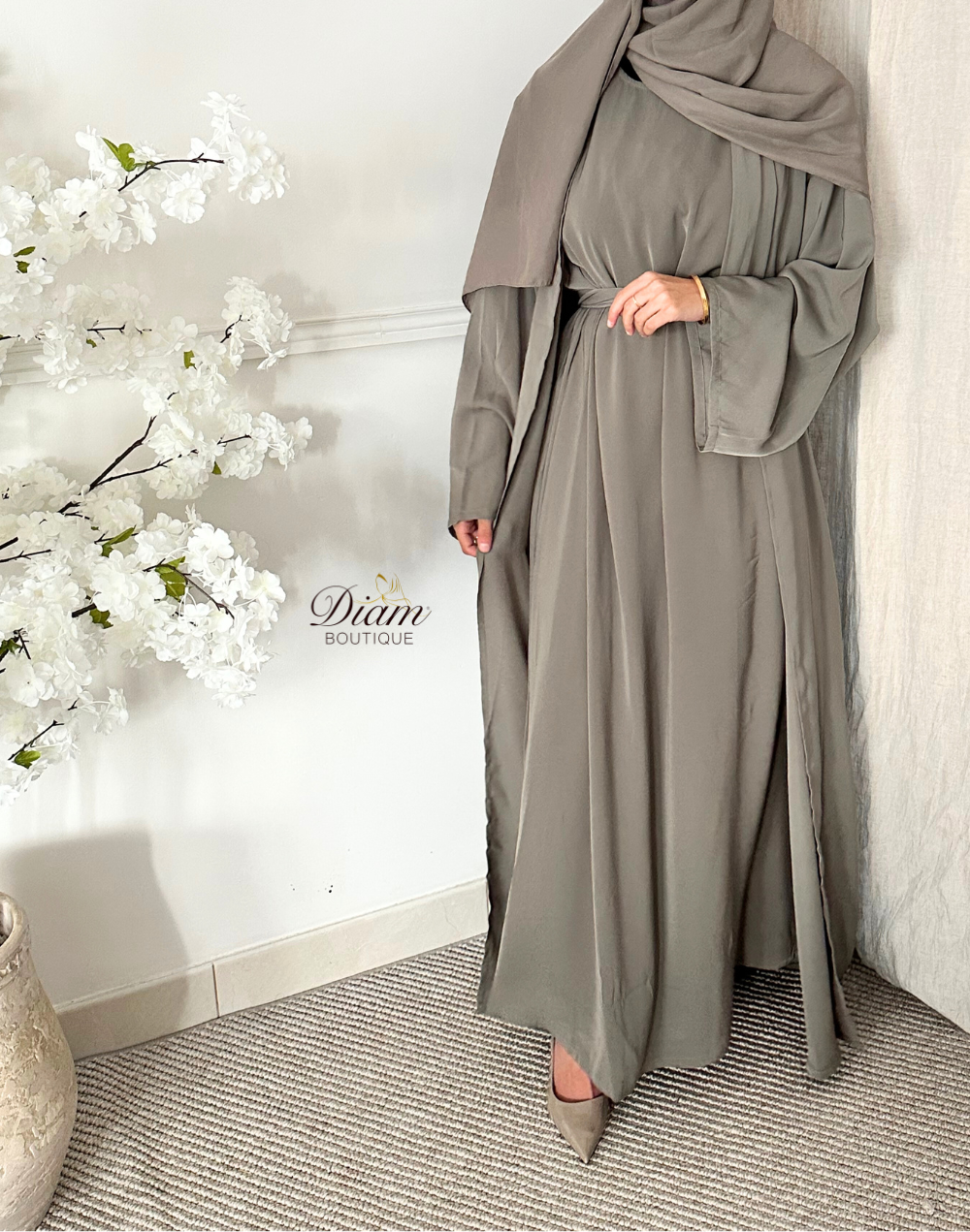 Abaya Kimono avec sous abaya et ceinture