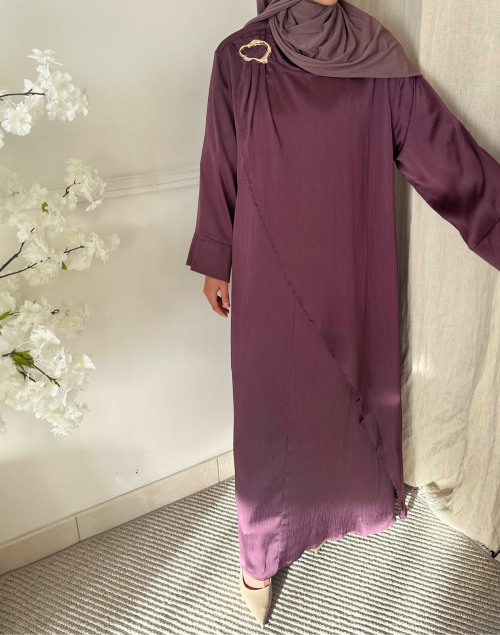Robe satinée femme style oriental avec ceinture – Élégante et fluide