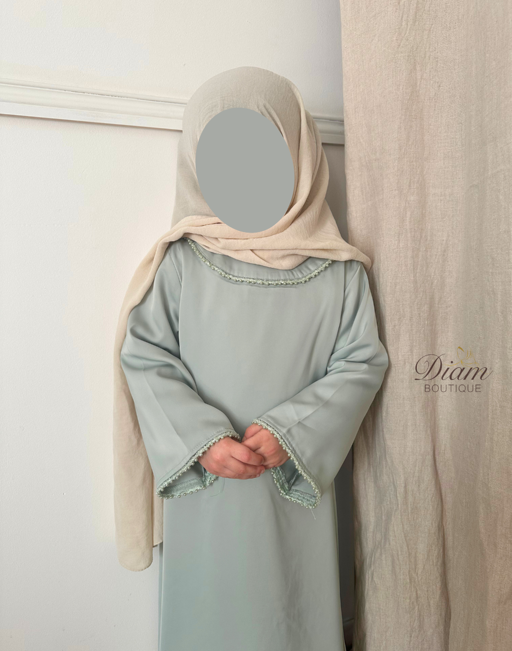 Abaya satin col rond perlée – Adultes & Enfants- Mère-Fille | Élégante et raffinée
