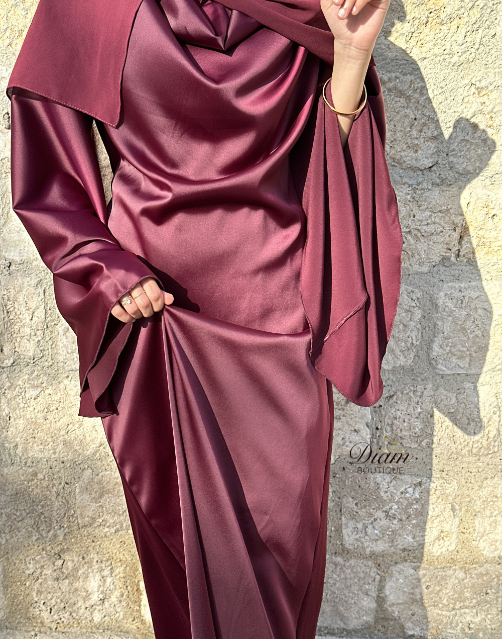 ROBE SATIN BORDEAUX